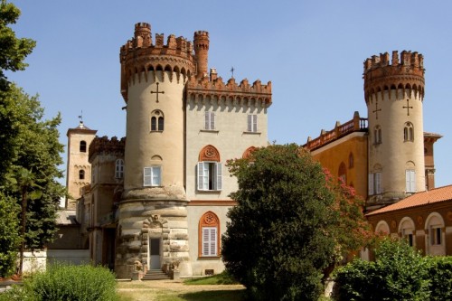 castel02